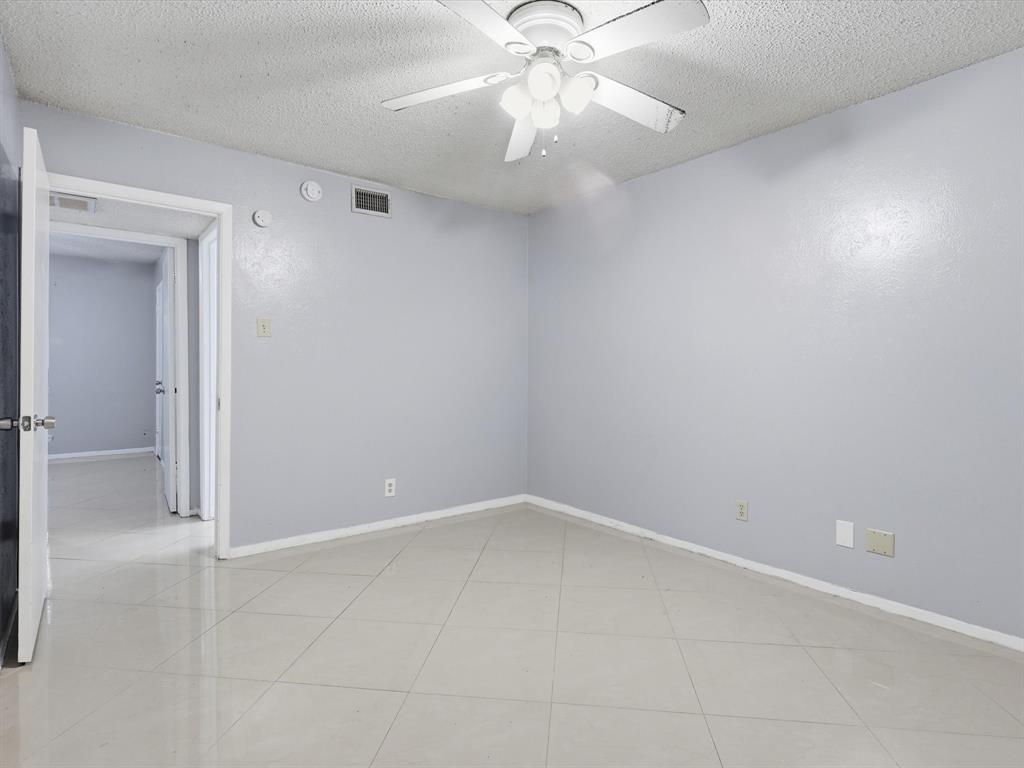 River Oaks Condos - Residential