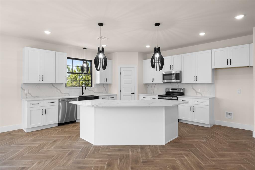 Canyon Creek - Residential