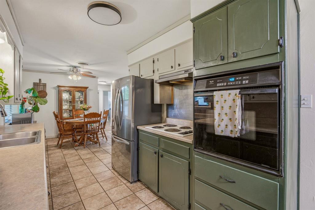 Locke & Holdridge - Residential