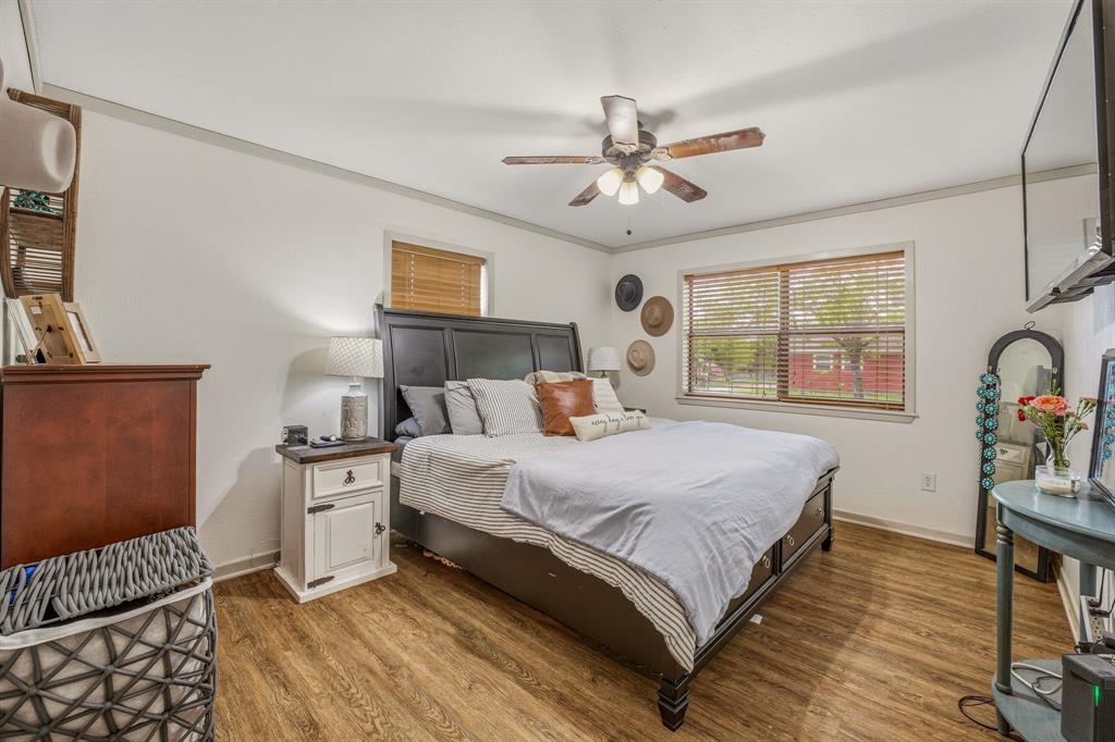 Locke & Holdridge - Residential