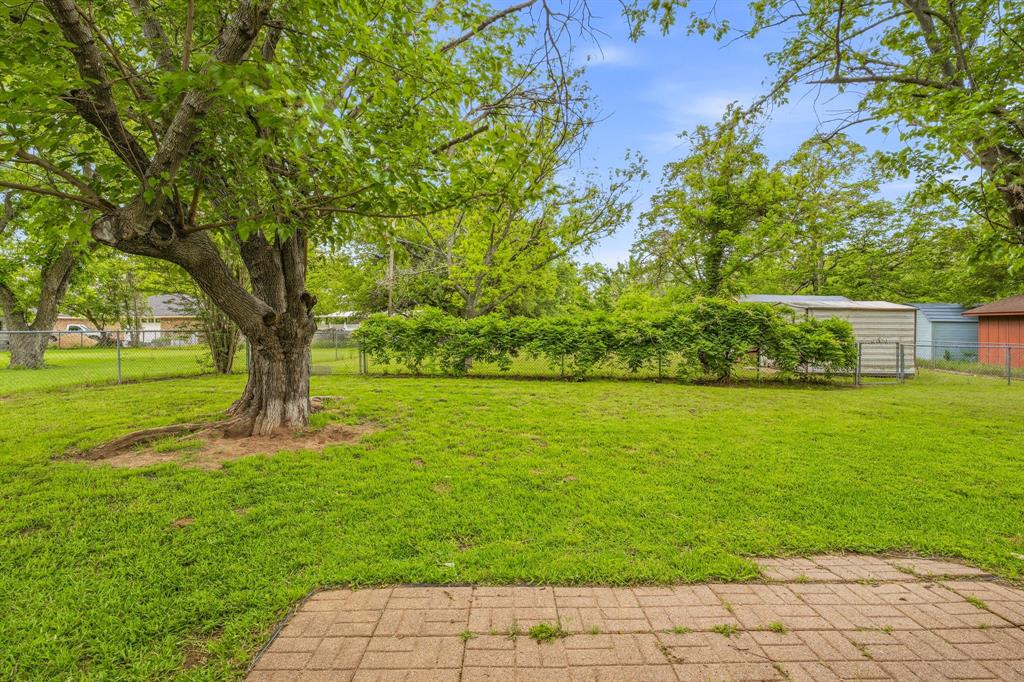 Locke & Holdridge - Residential