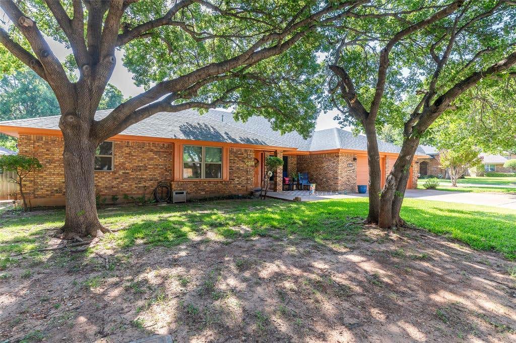 Photo of 5025 Patsye Ann Cove, Abilene, TX 79606 (MLS # 21345628)