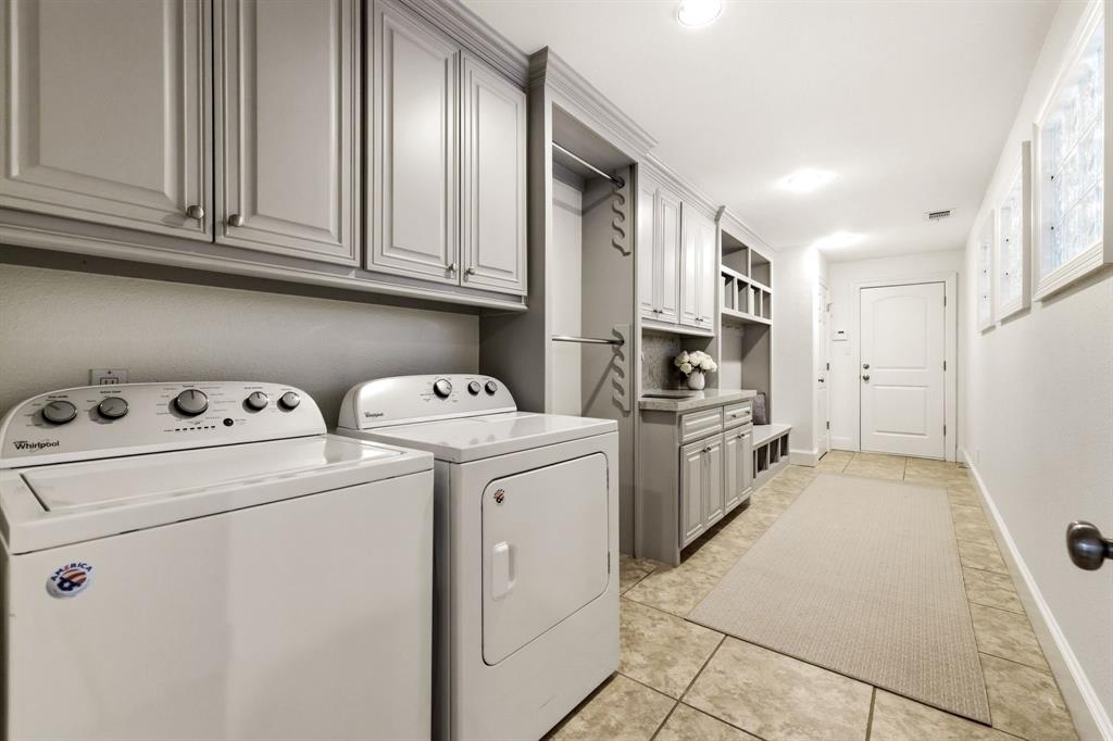 BRIARWOOD - Residential