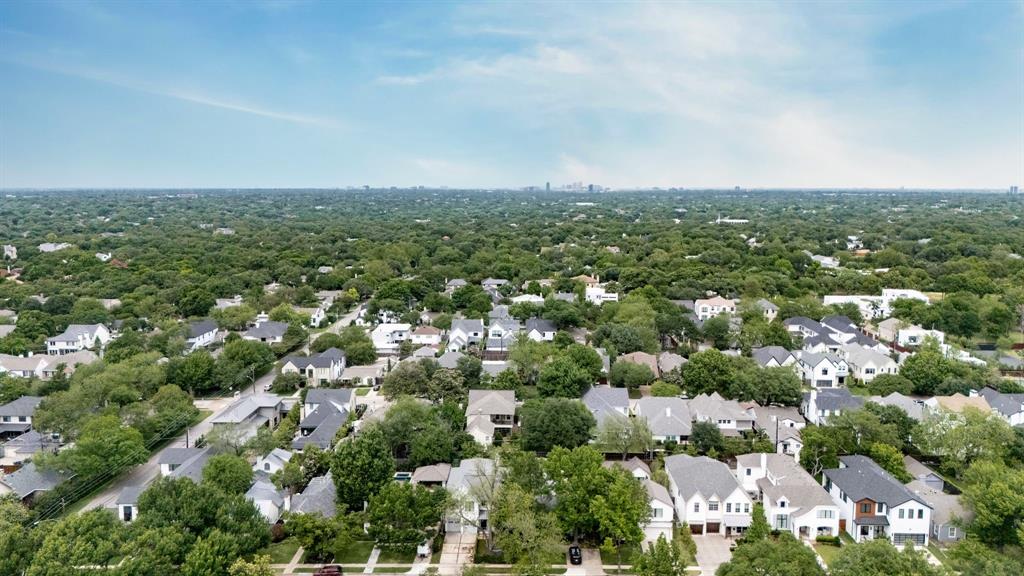 BRIARWOOD - Residential