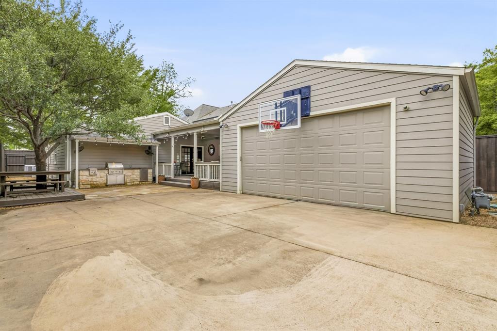 BRIARWOOD - Residential