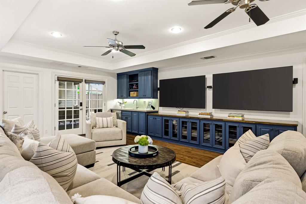 BRIARWOOD - Residential