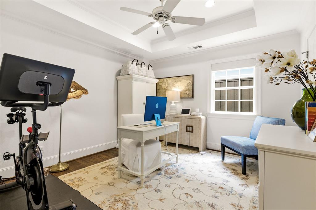 BRIARWOOD - Residential