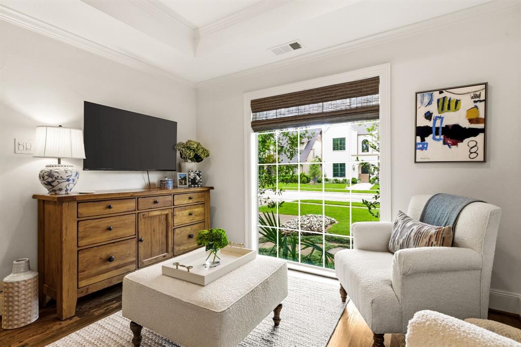 5023 W Purdue Street