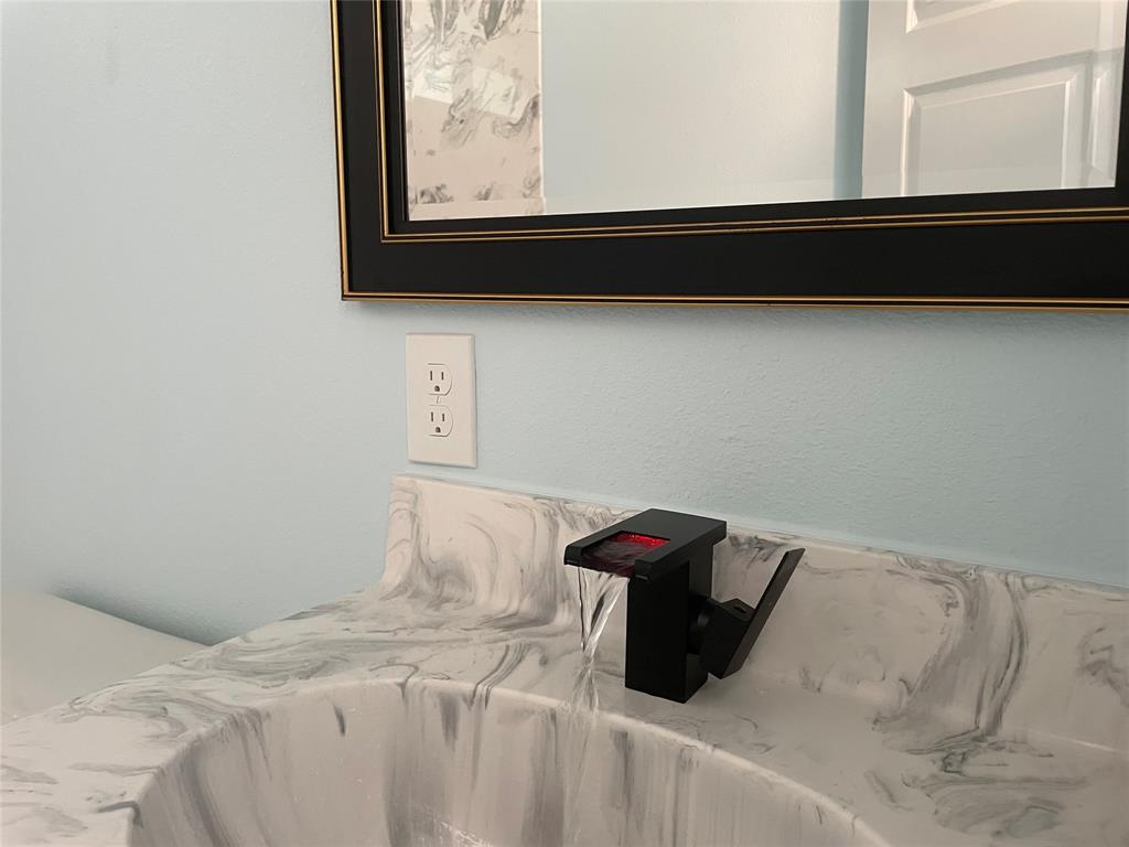 Leclerc Add - Residential