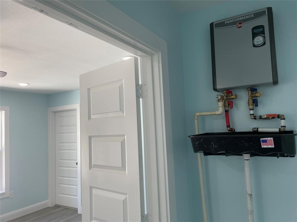 Leclerc Add - Residential