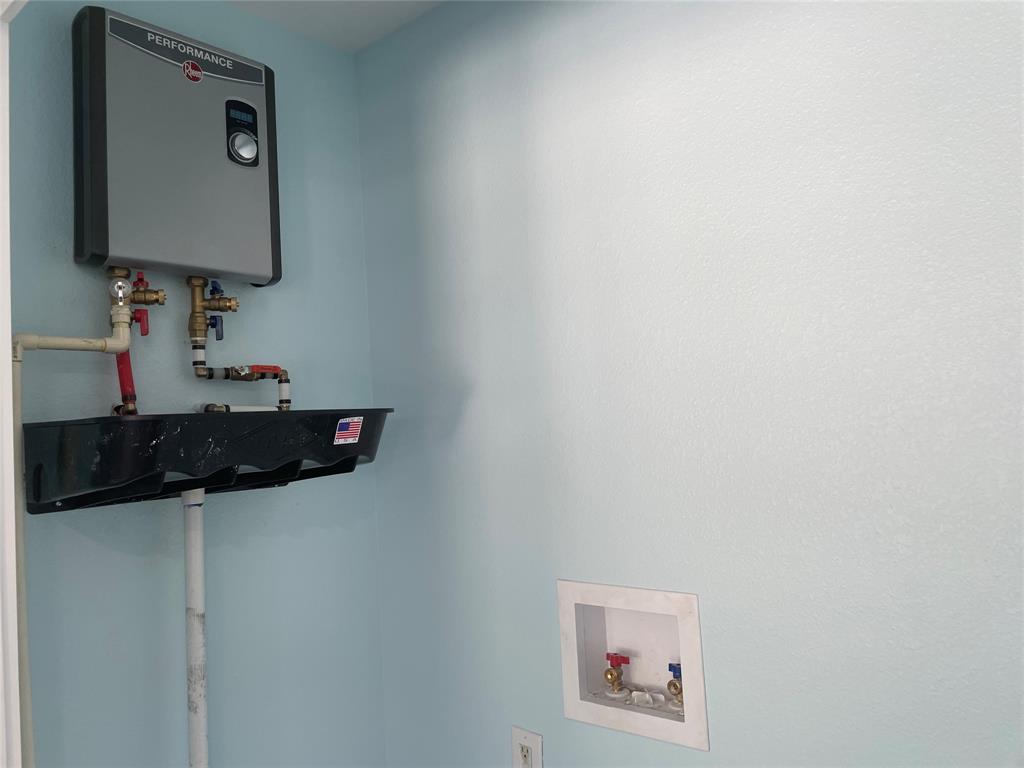 Leclerc Add - Residential