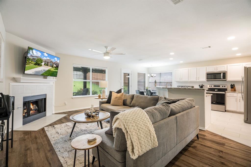 3315 Elmwood Court