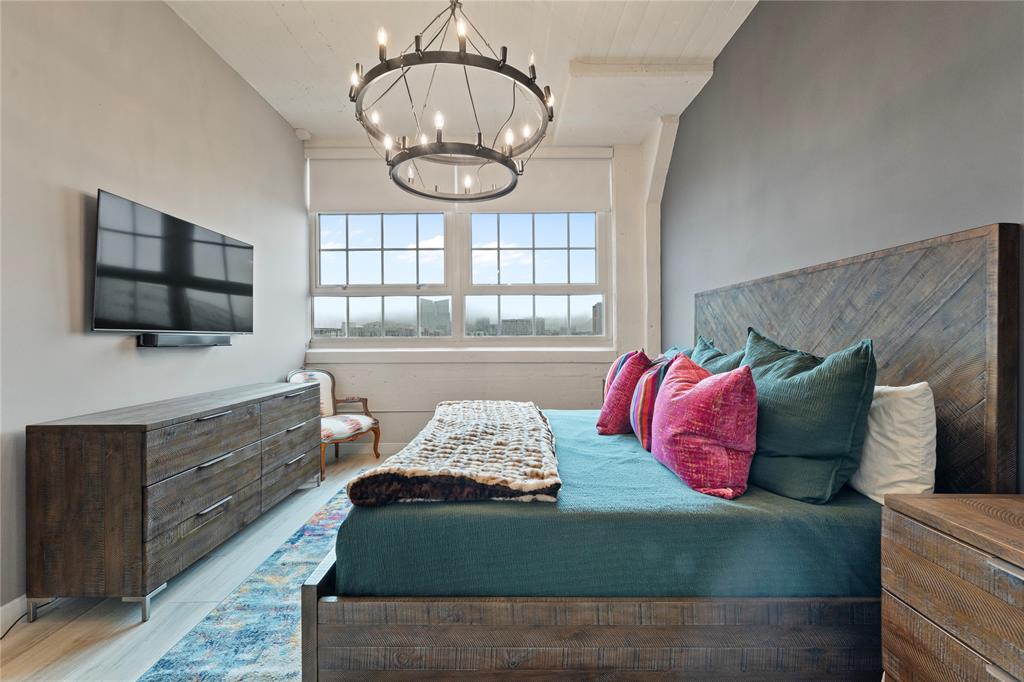 One Montgomery Plaza Residence Condo - Residential