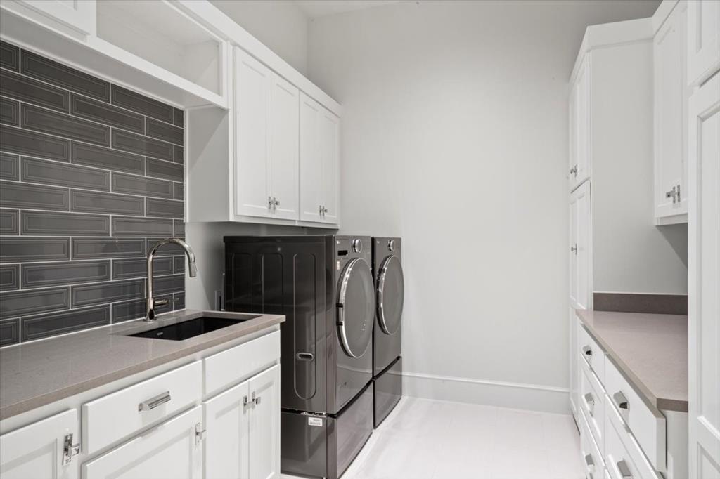 The Hills Of Kingswood - Residential