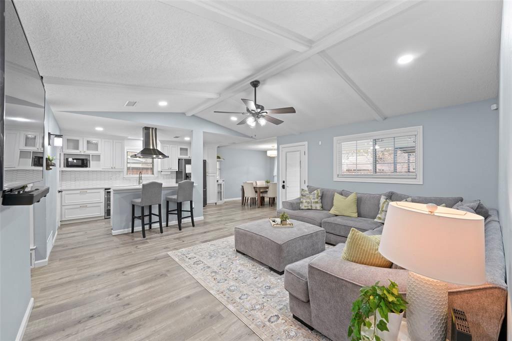 3304 Huisache Street