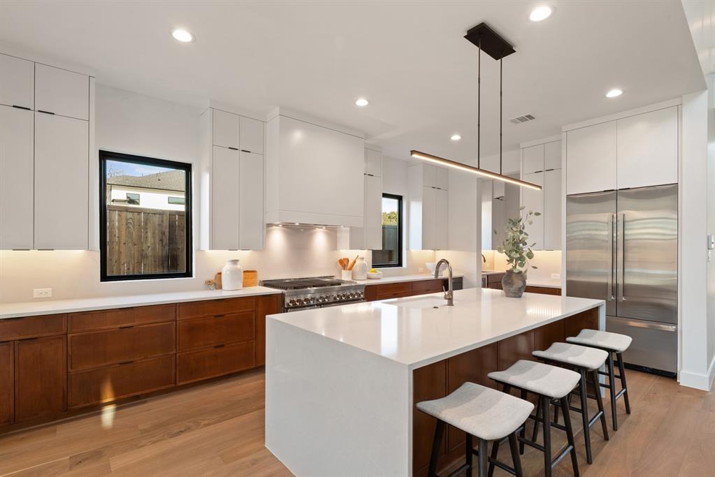 Walnut Hill North 2Nd Sect - Residential