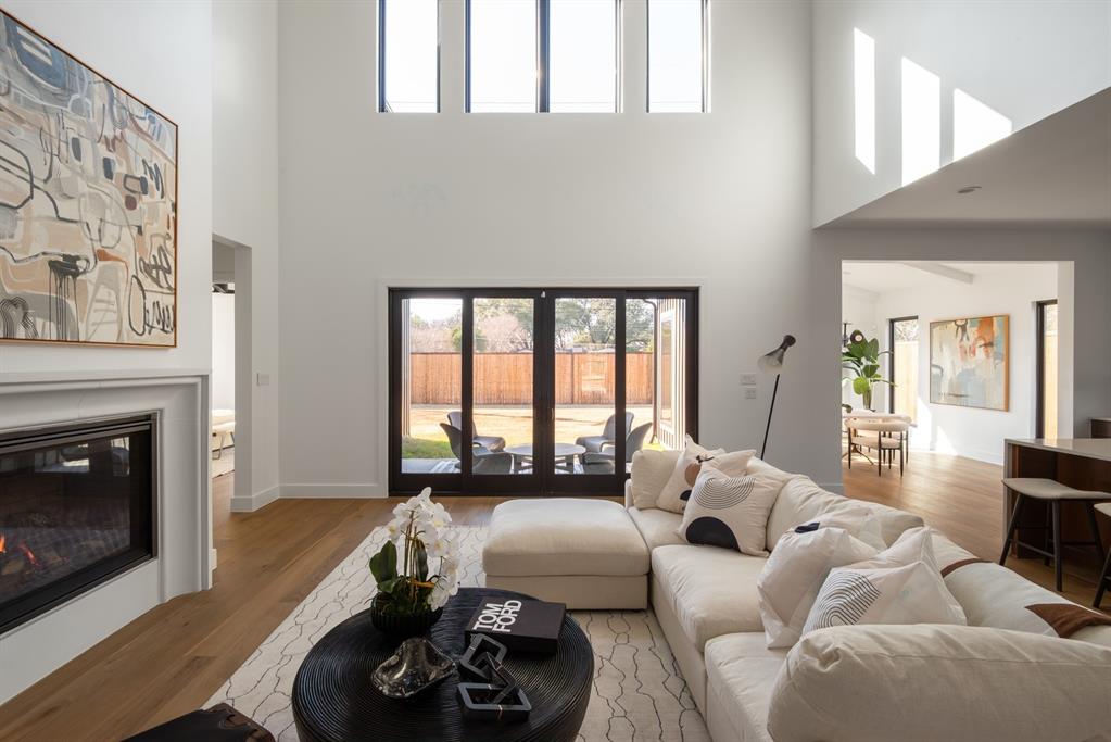 Walnut Hill North 2Nd Sect - Residential