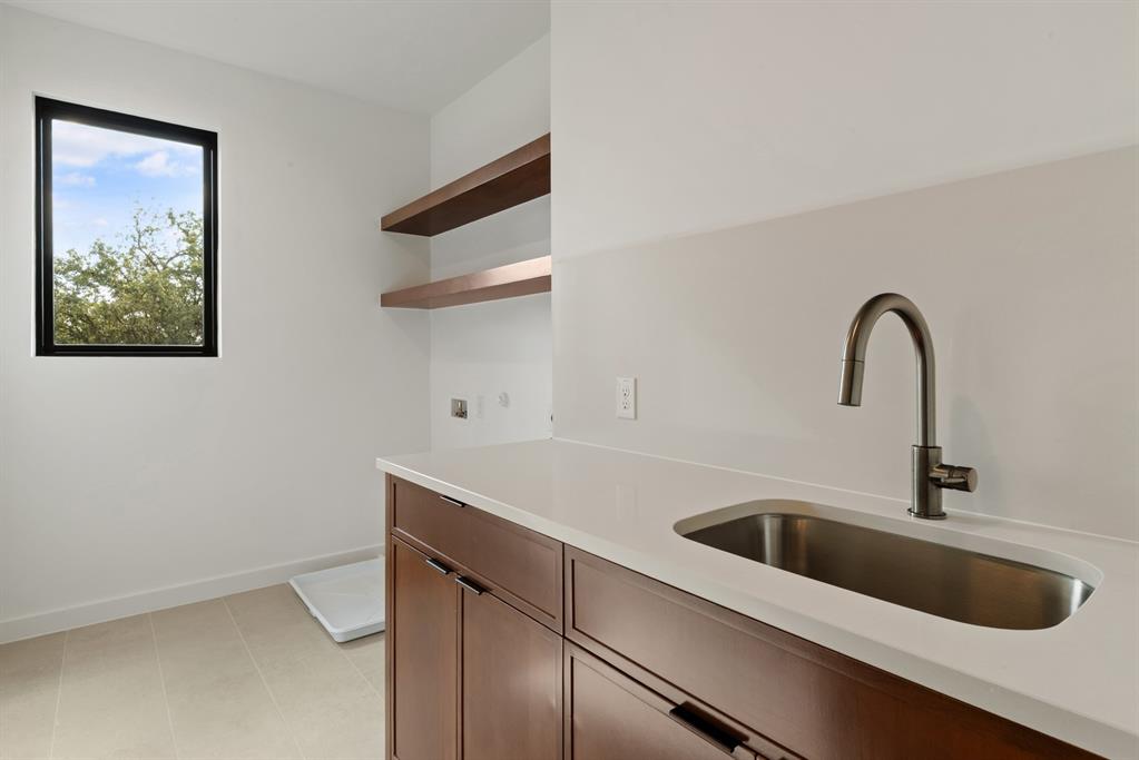 Walnut Hill North 2Nd Sect - Residential