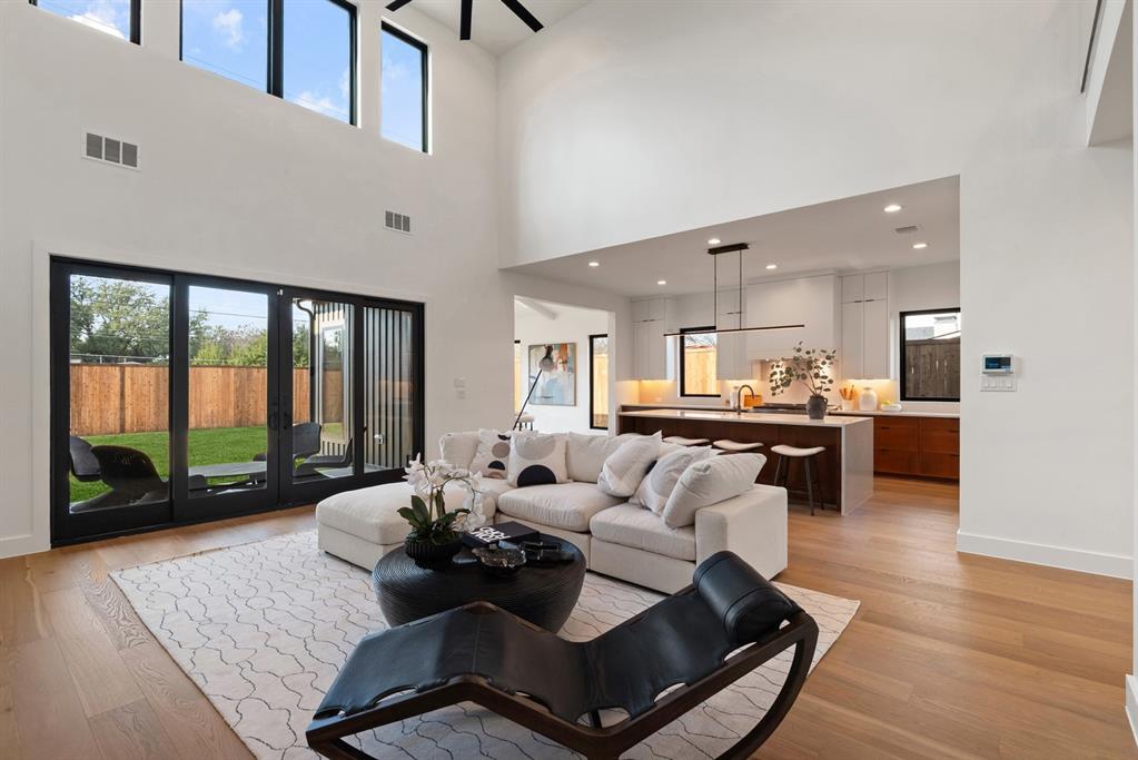 Walnut Hill North 2Nd Sect - Residential