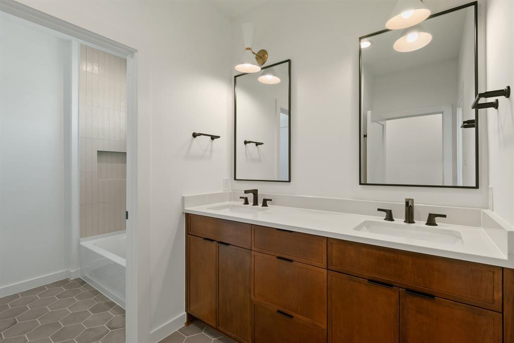 Walnut Hill North 2Nd Sect - Residential