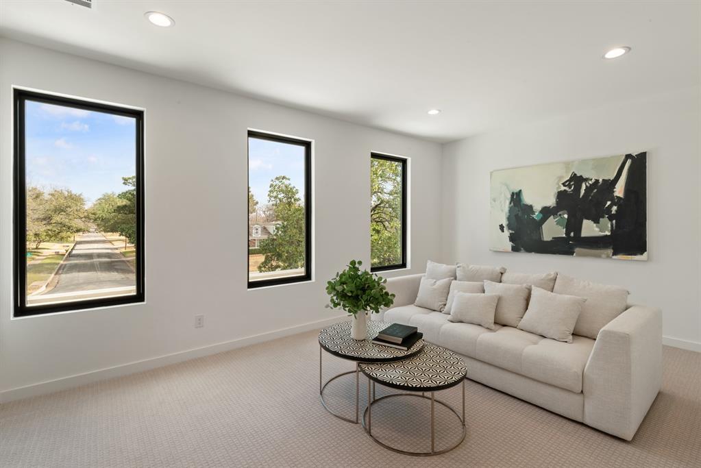 Walnut Hill North 2Nd Sect - Residential