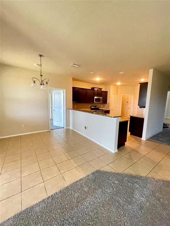 Carter Ranch-Phase III The - Residential Lease