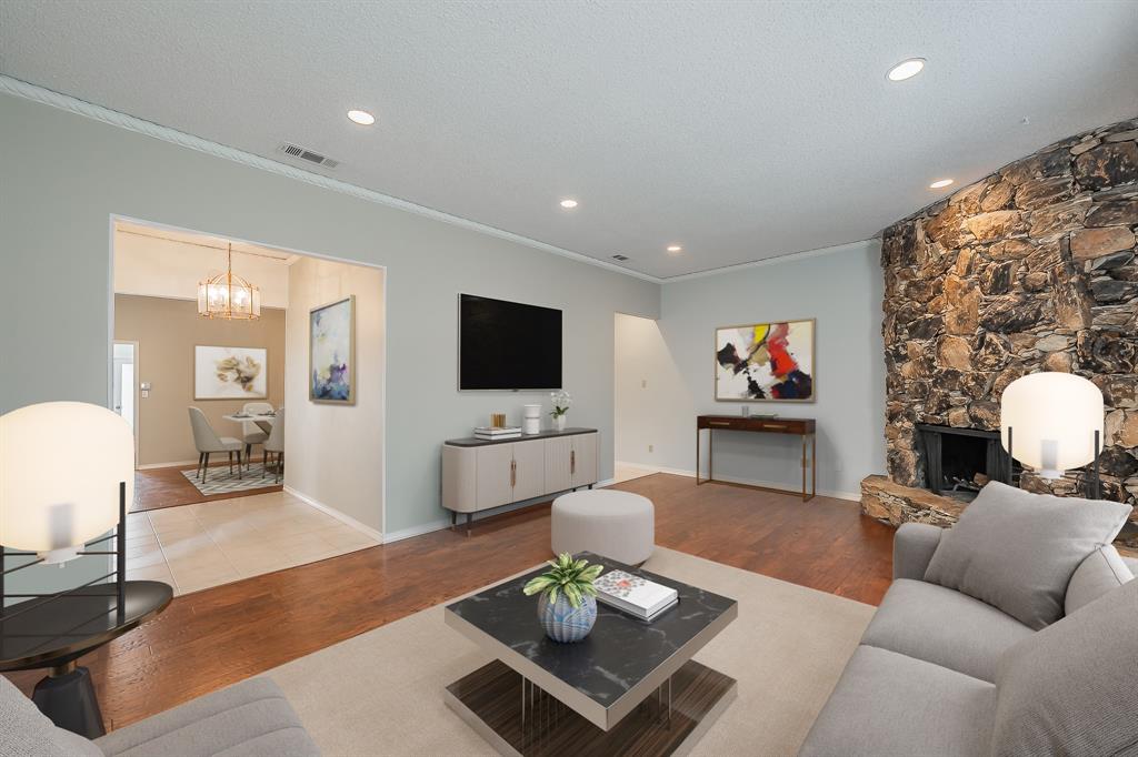 3020 Stonehenge Lane