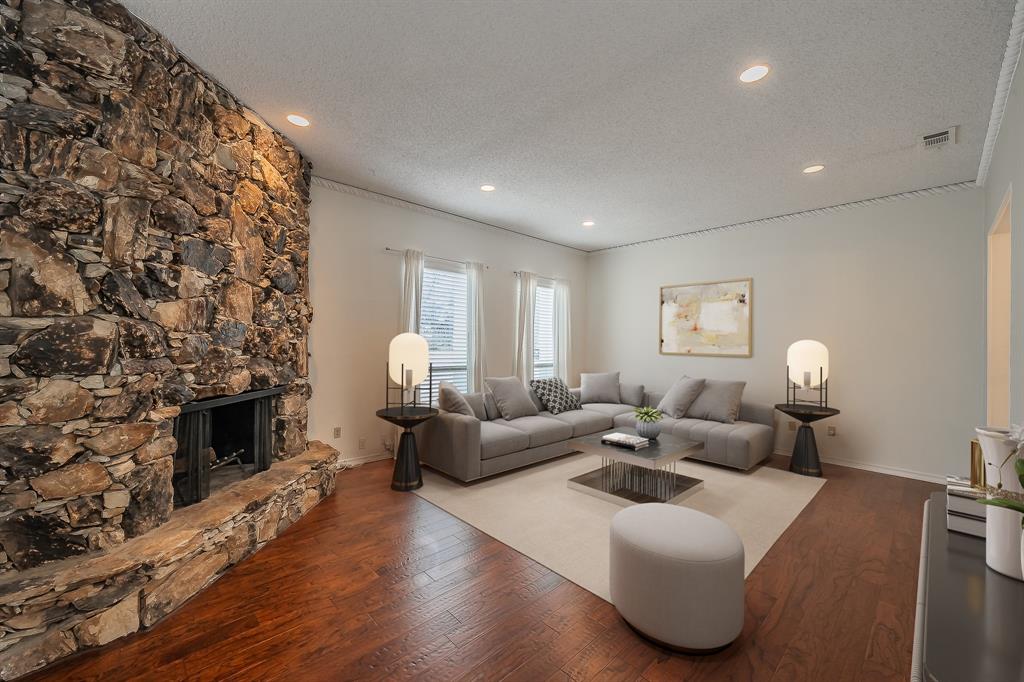 3020 Stonehenge Lane