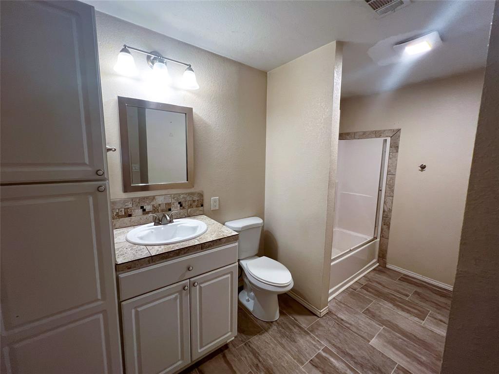 Point La Vista - Residential Lease