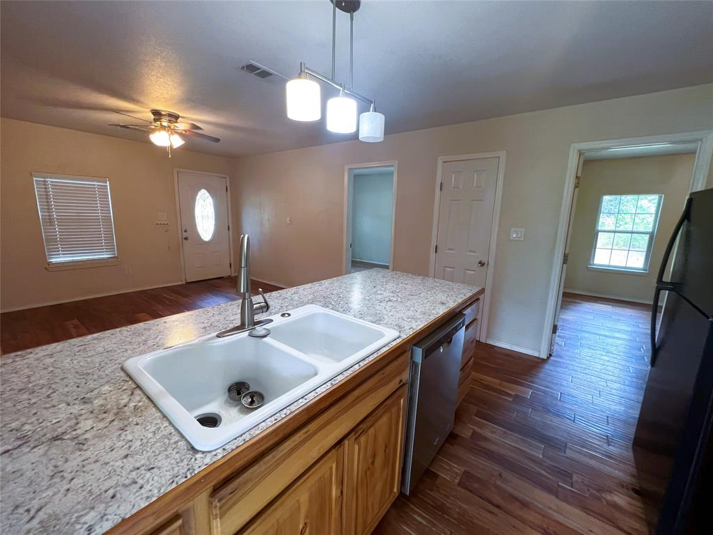 Point La Vista - Residential Lease