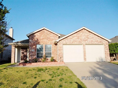 Photo of 1241 Canvasback, Aubrey, TX 76227 (MLS # 21423012)