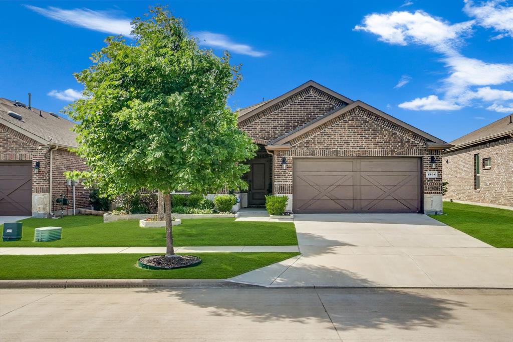 1528 Grassy Knoll Trail