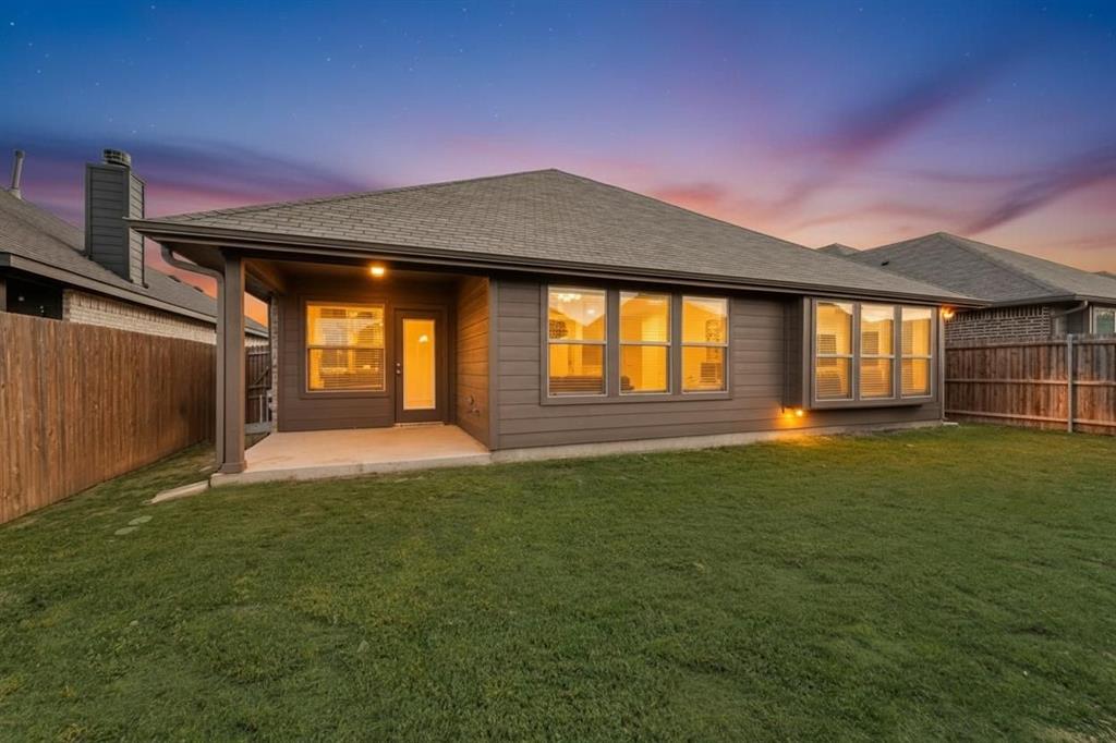 6345 Red Cliff Drive