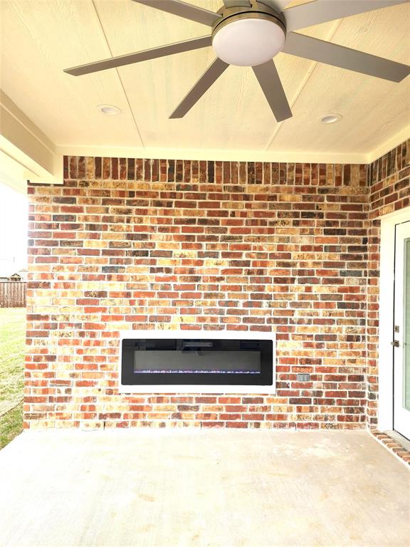 Lake Country Crossing - Residential