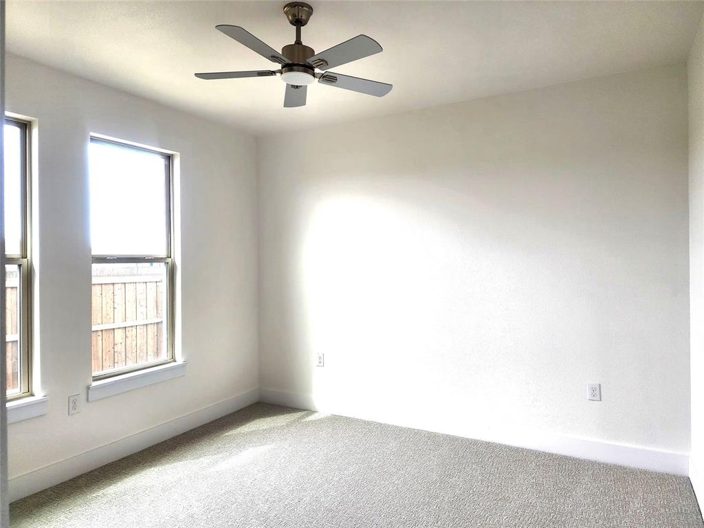 Lake Country Crossing - Residential