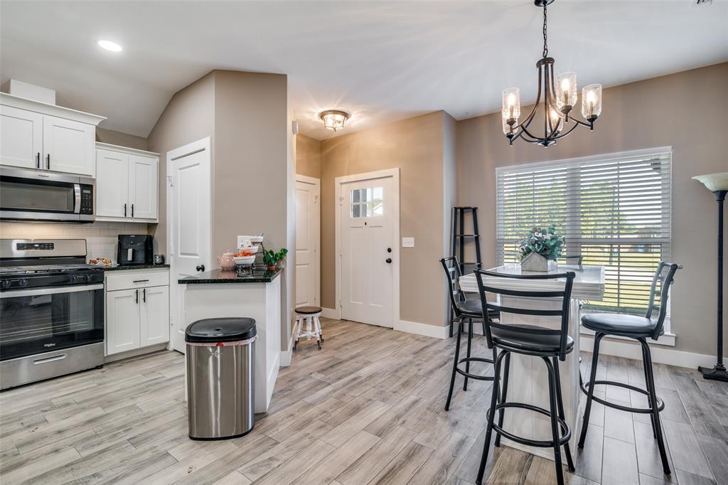 17409 Crossing Circle