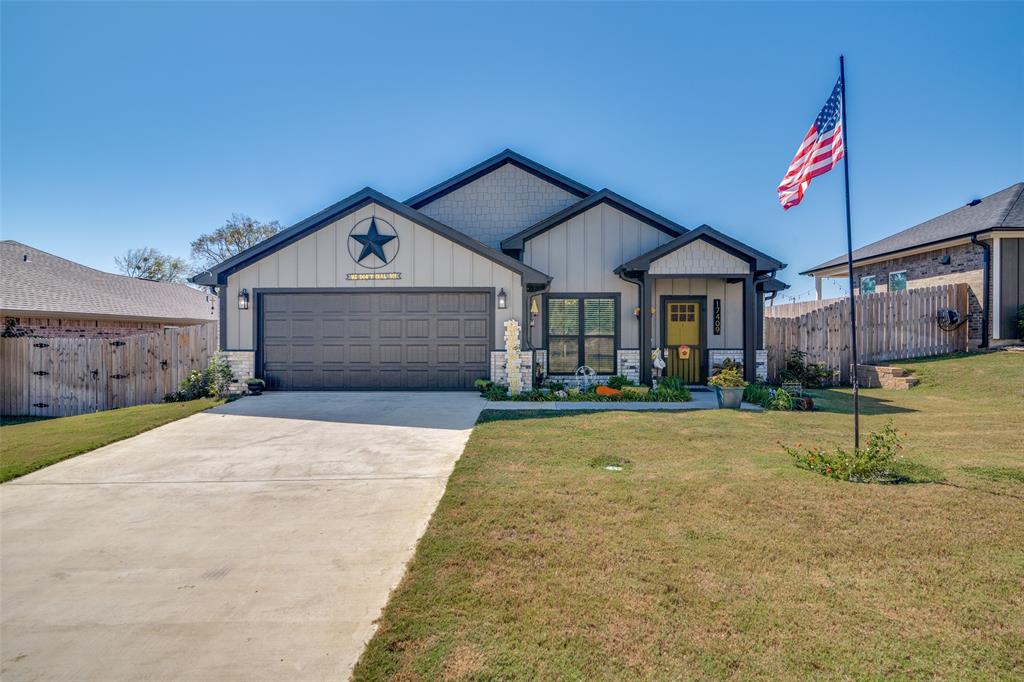 17409 Crossing Circle
