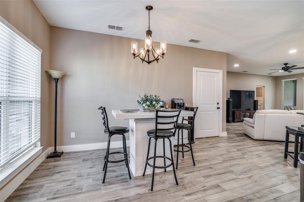 17409 Crossing Circle