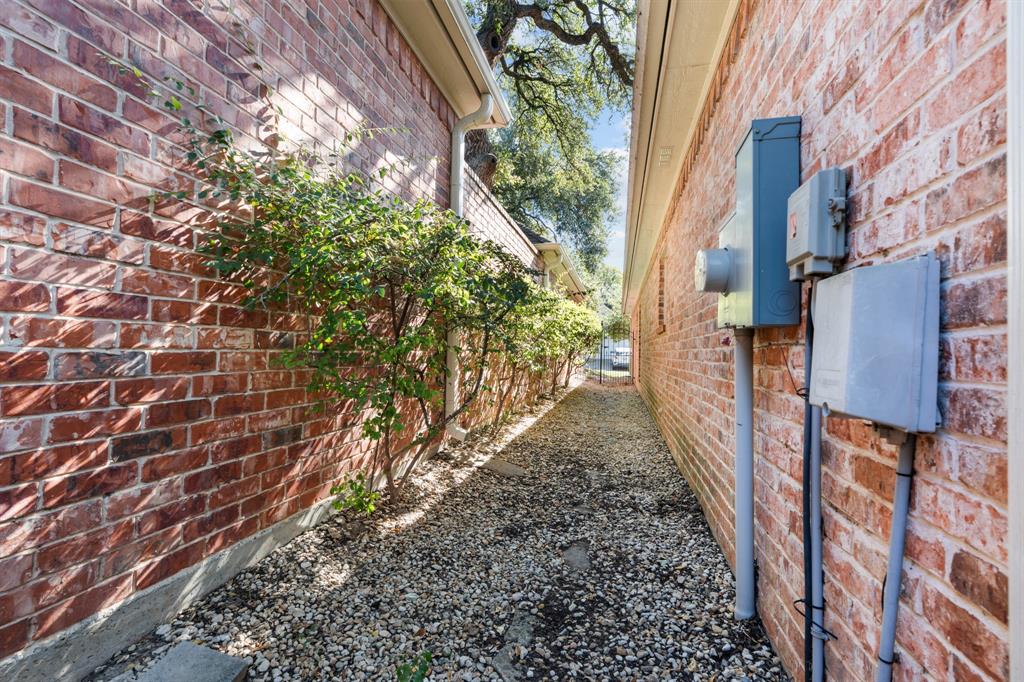 Sheffield Park - Residential