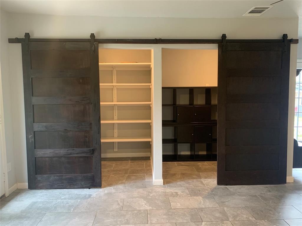 Merriman Manor - Residential Lease