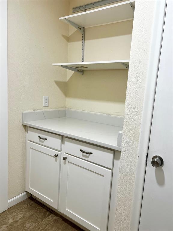 Merriman Manor - Residential Lease