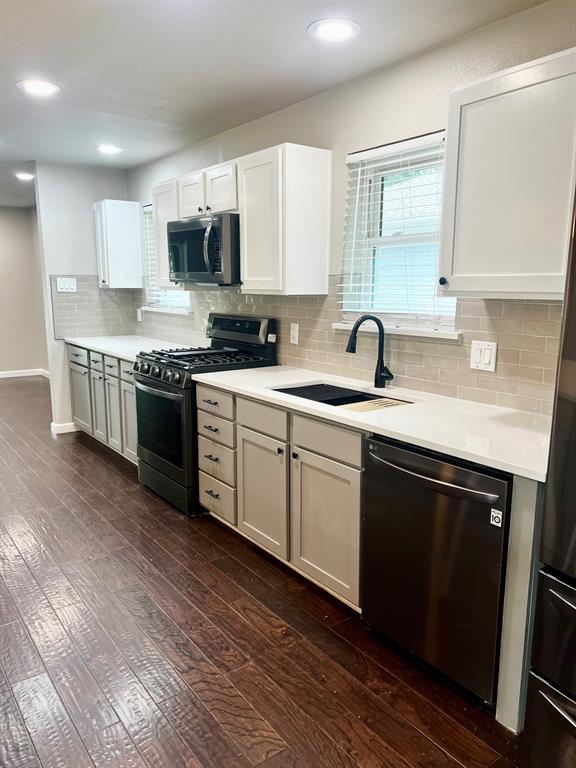 Merriman Manor - Residential Lease