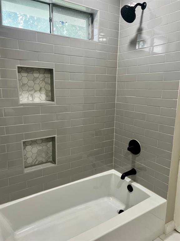 Merriman Manor - Residential Lease