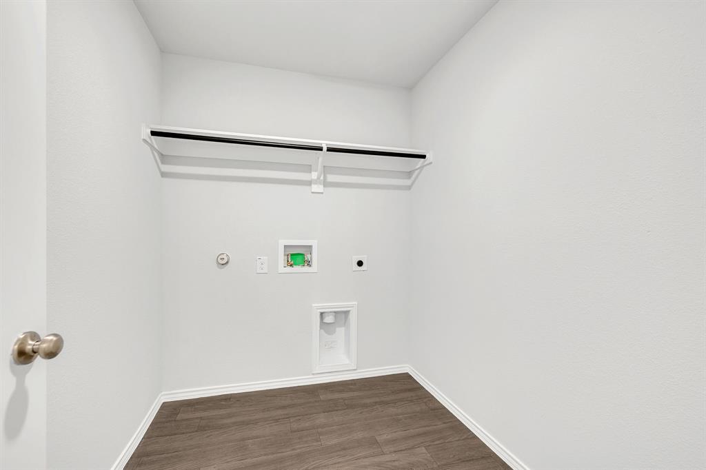 Treaty Oaks - Residential Lease