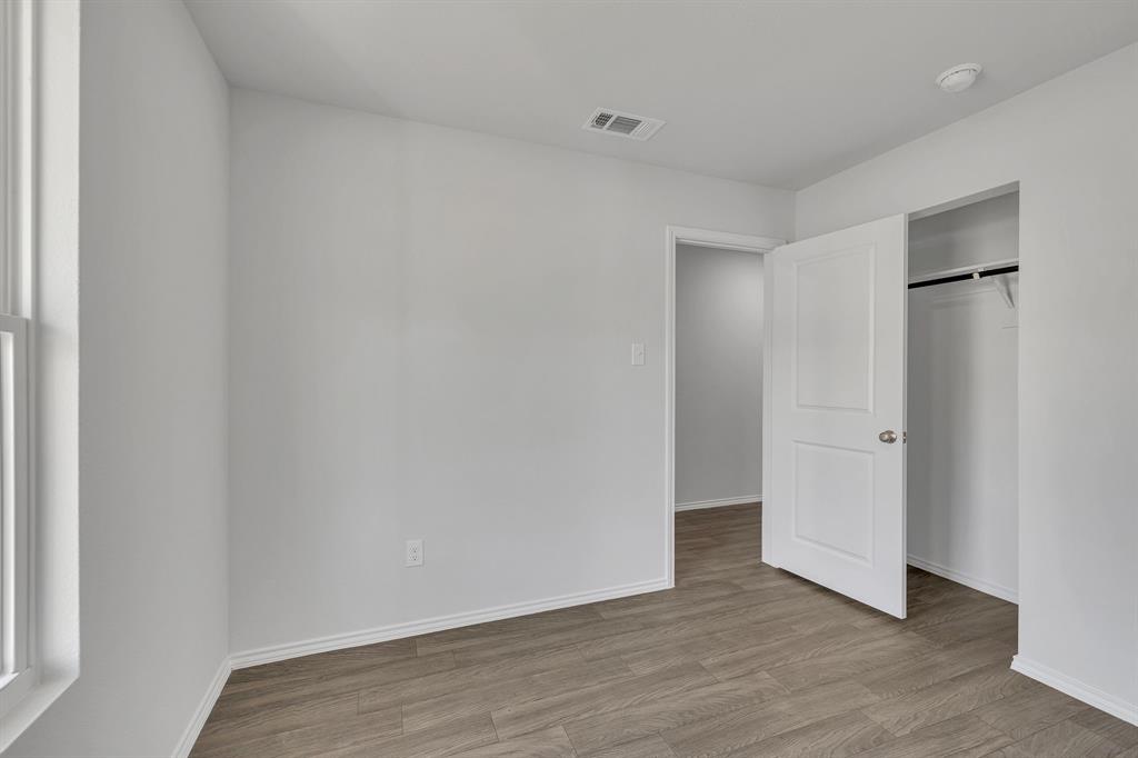 Treaty Oaks - Residential Lease