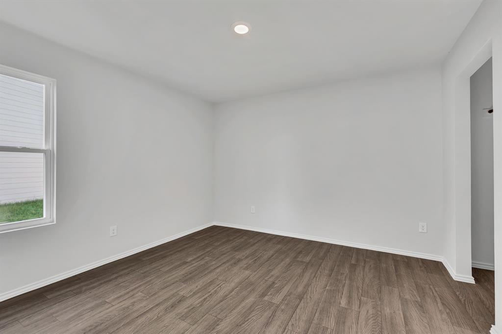 Treaty Oaks - Residential Lease