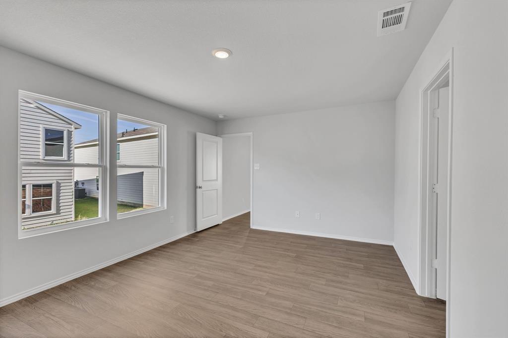 Treaty Oaks - Residential Lease