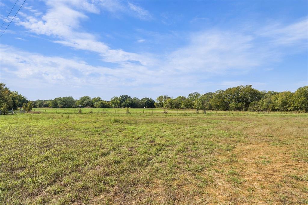 145 Private Road 3670