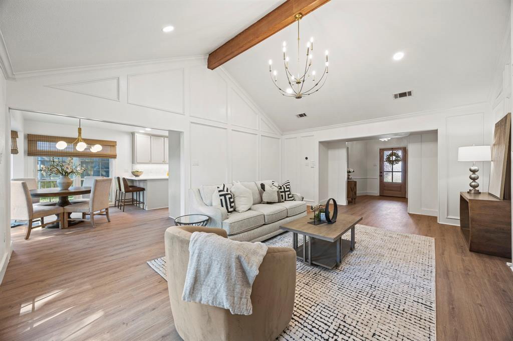 218 Creekside Lane