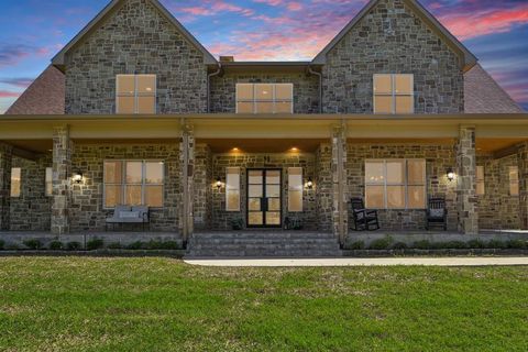 115 Palo Blanco Street Mabank TX 75156